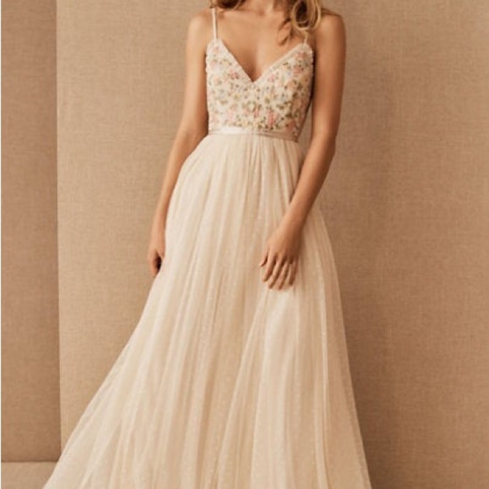 Sleeveless Cream Floral Embroidered Tulle Dress